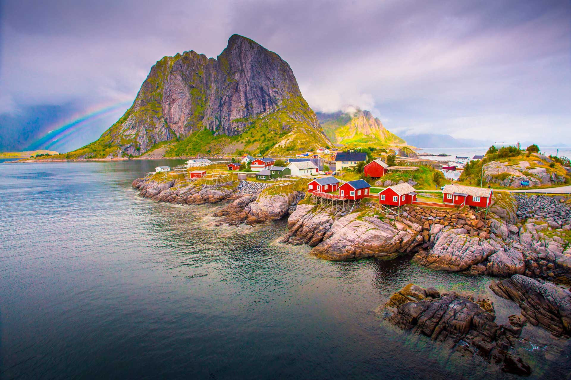 Norwegian citizens are required to comply with the Constitution